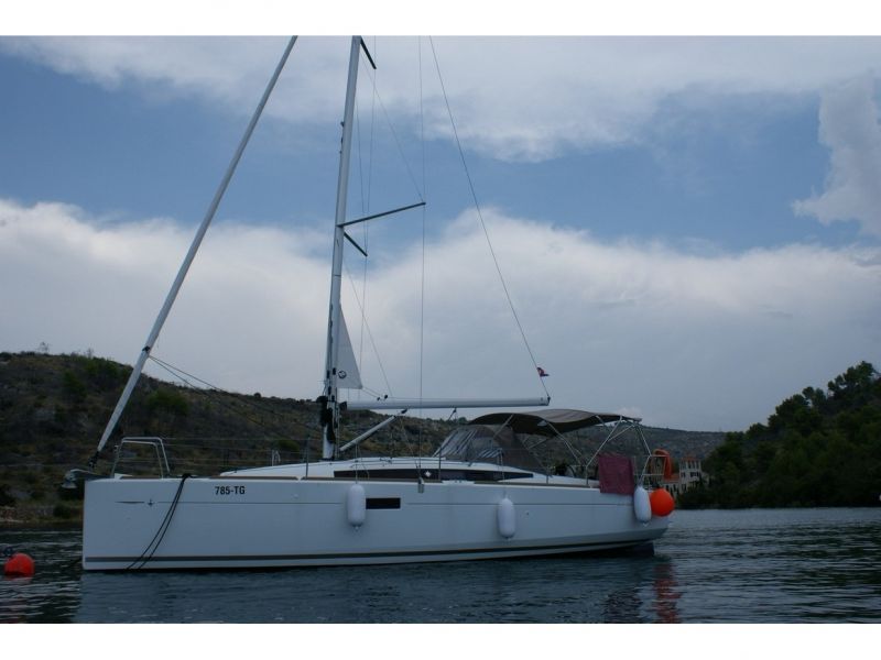 Sun Odyssey 349