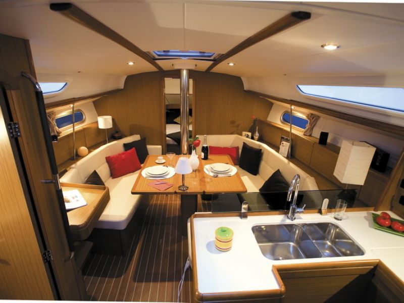 Sun Odyssey 39i