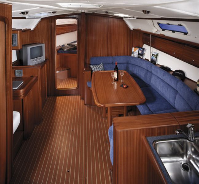 Sun Odyssey 43