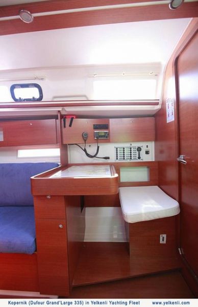 Dufour 335 GL