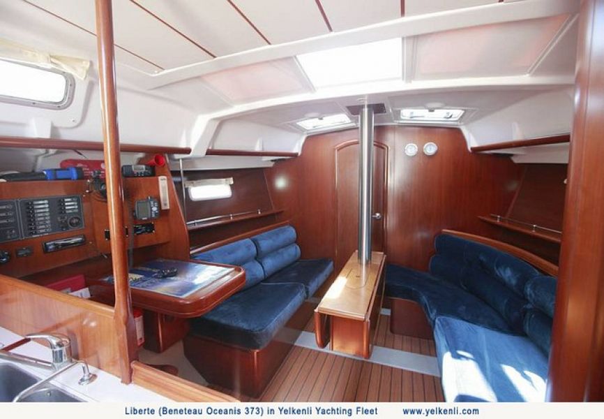 Oceanis 373