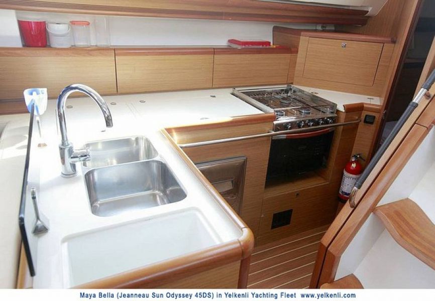 Sun Odyssey 45DS