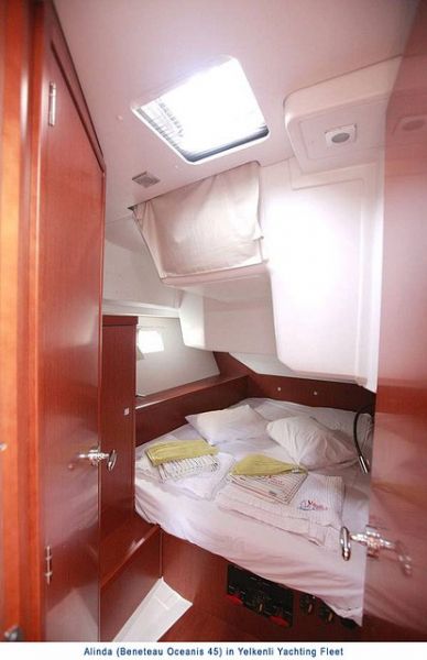 Oceanis 45, 3 WC
