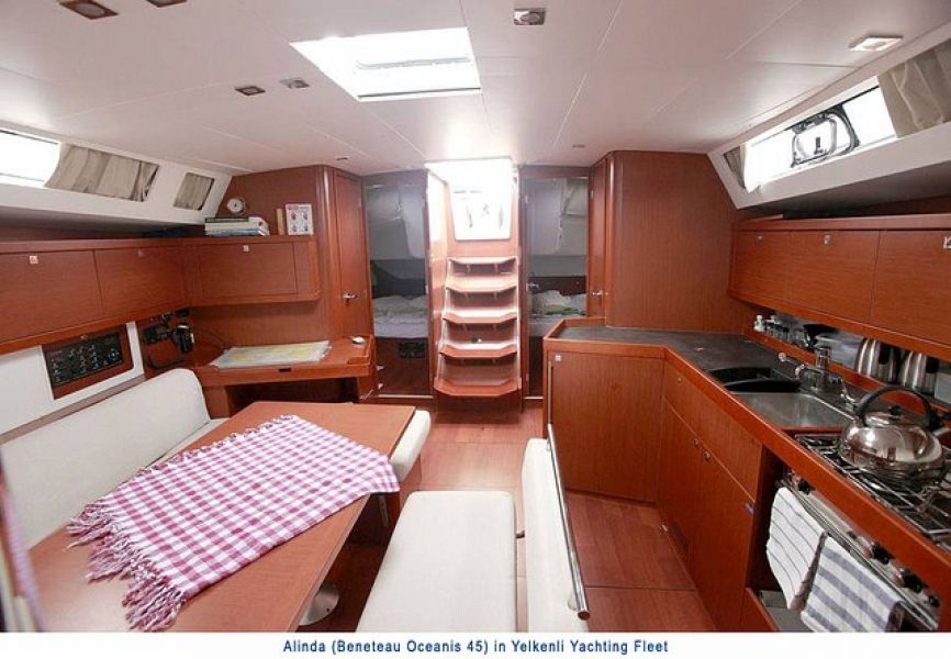 Oceanis 45, 3 WC
