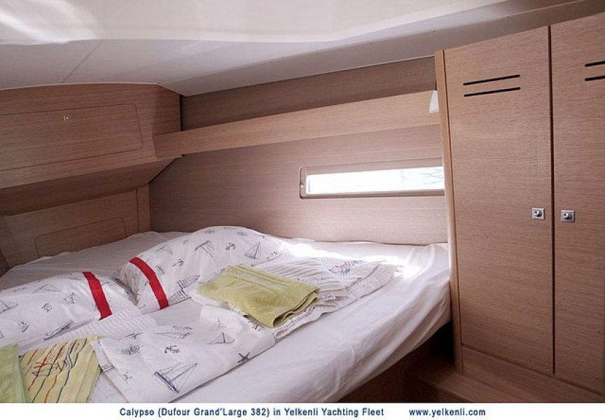 Dufour 382 GL