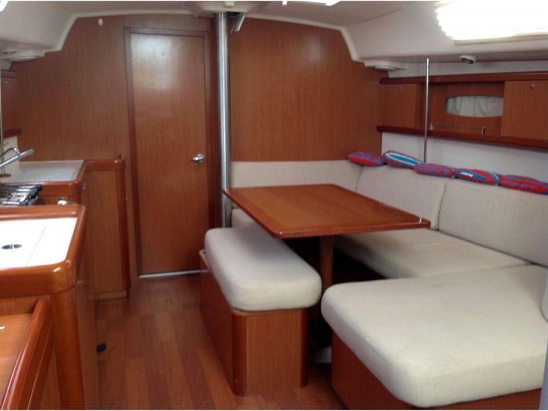 Oceanis 40
