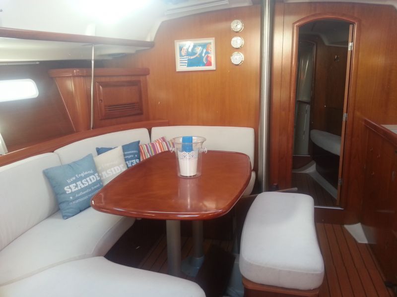 Oceanis 393