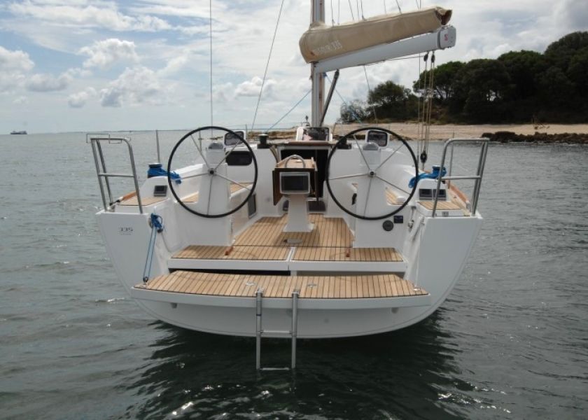 Dufour 335 GL