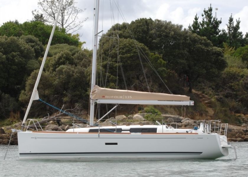 Dufour 335 GL