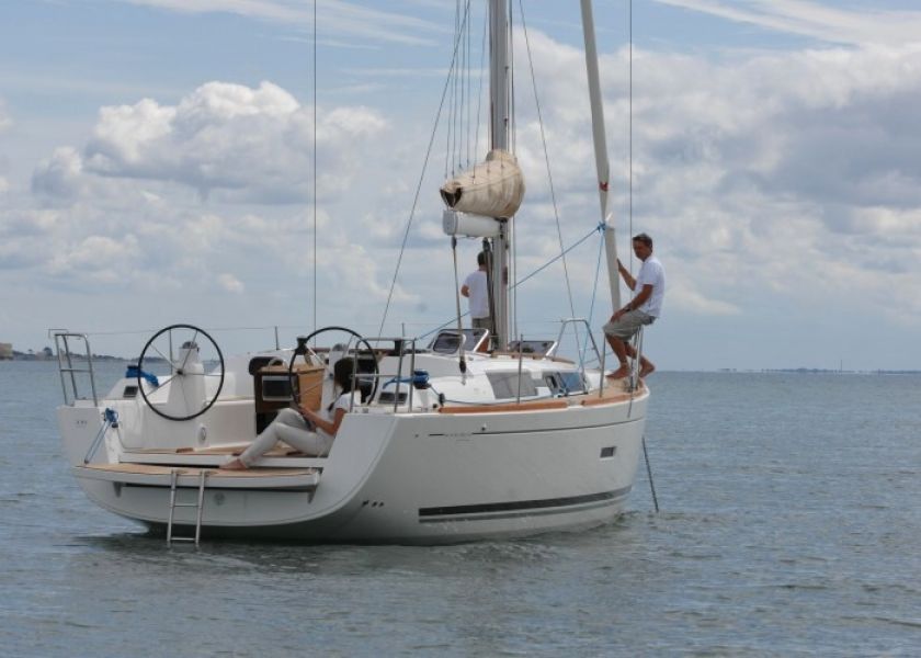Dufour 335 GL