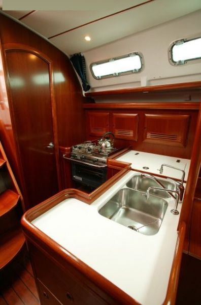 Oceanis 373