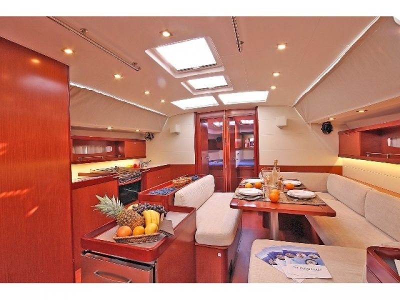 Oceanis 50 Family
