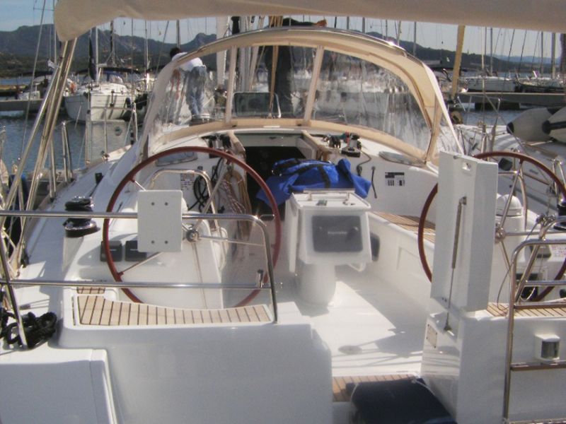 Oceanis 43