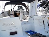 Oceanis 37