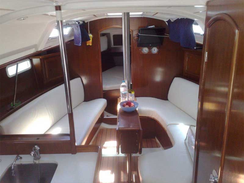 Oceanis 331