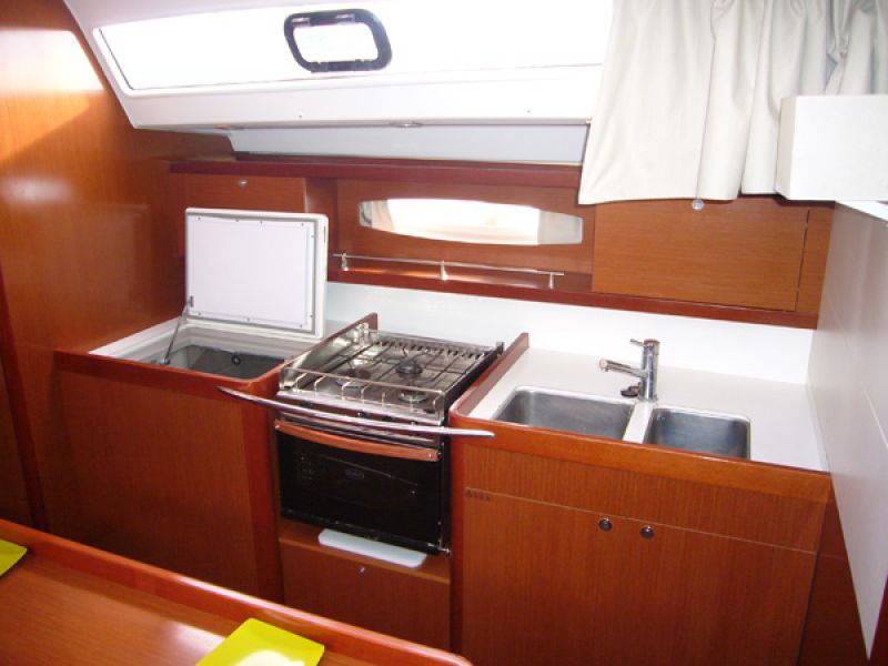 Oceanis 50 Family