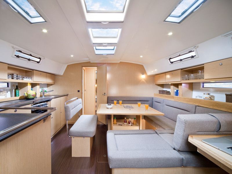 Bavaria 45 cruiser