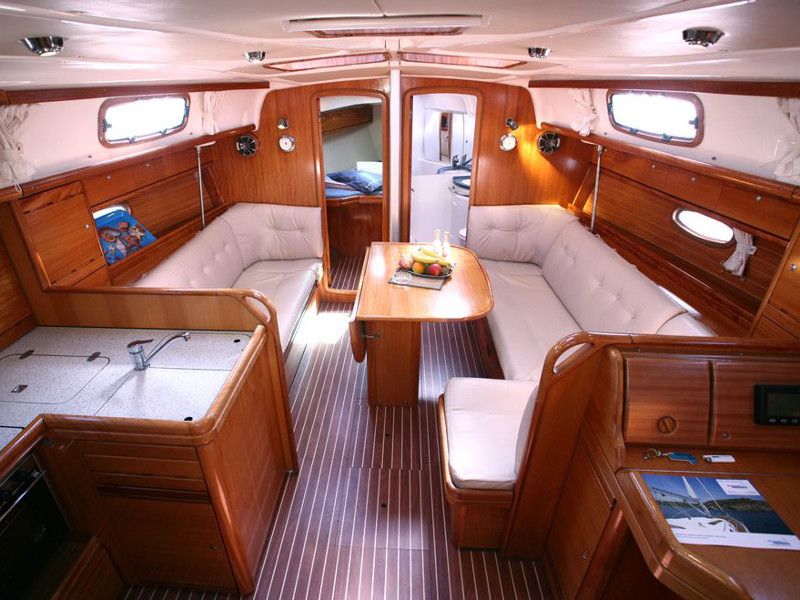 Bavaria 37 Cruiser