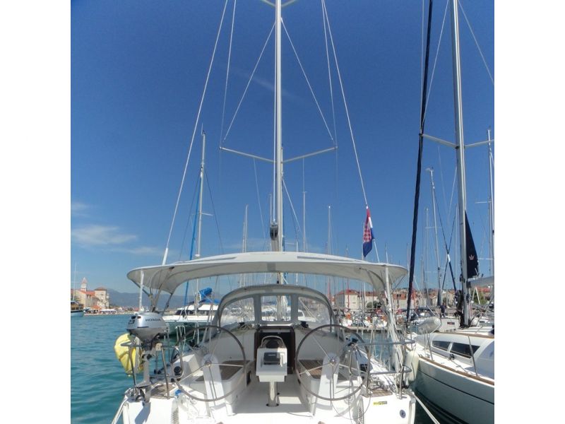 Bavaria Cruiser 37