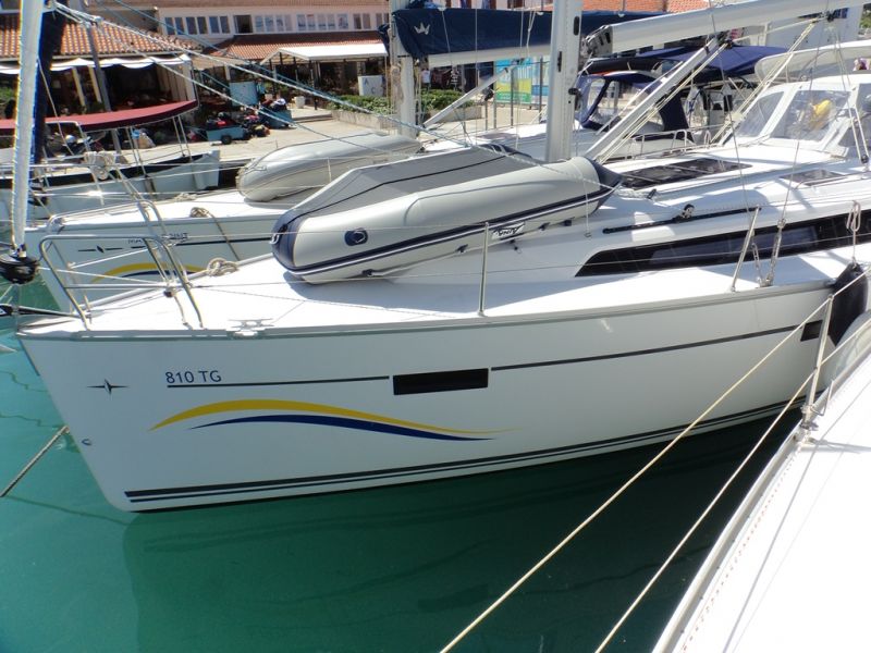 Bavaria Cruiser 37