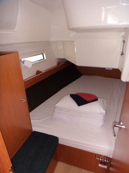 Bavaria Cruiser 37