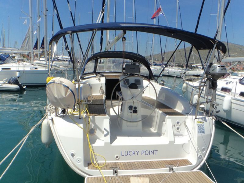 Bavaria Cruiser 32 