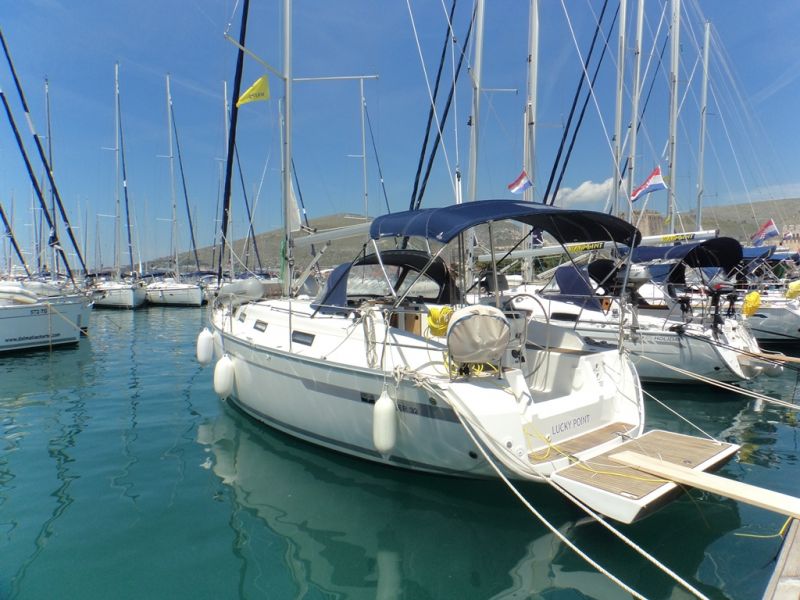 Bavaria Cruiser 32 