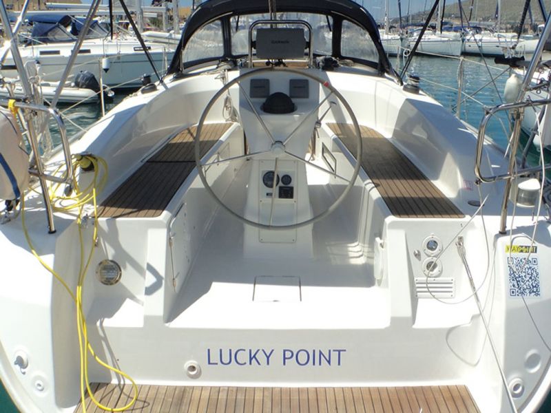 Bavaria Cruiser 32 