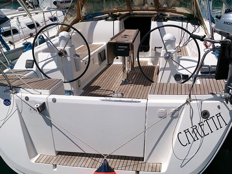 Dufour 375