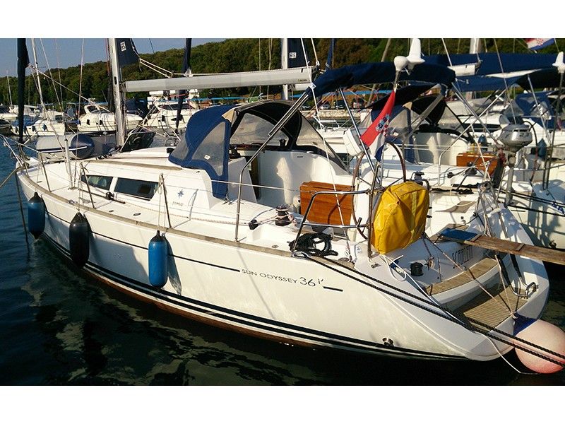 Sun Odyssey 36i