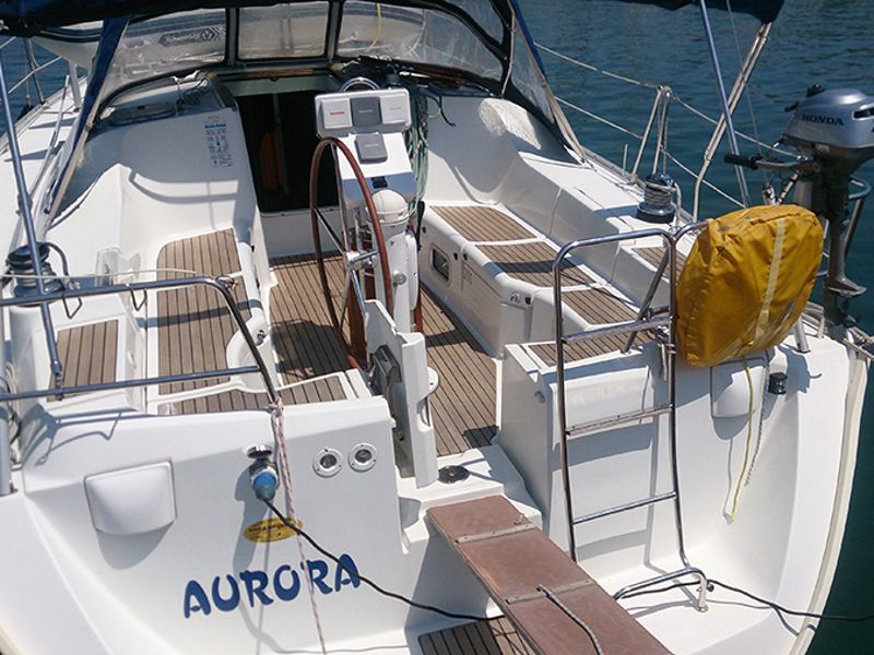Oceanis 393  6+2