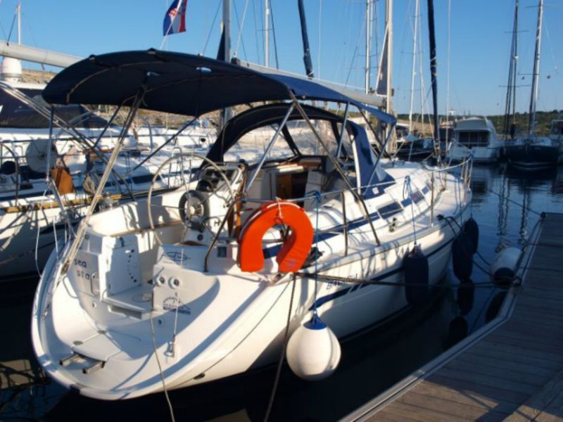 Bavaria 32