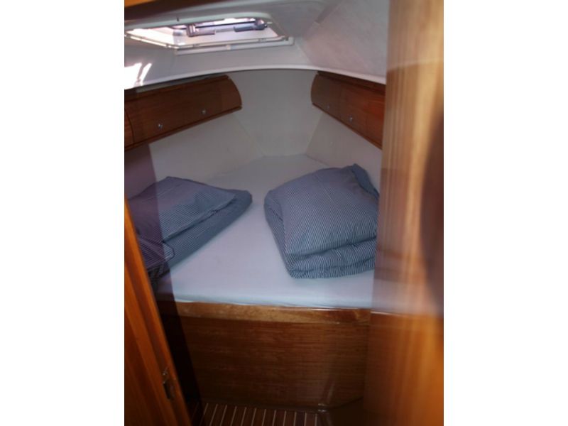 Bavaria 32
