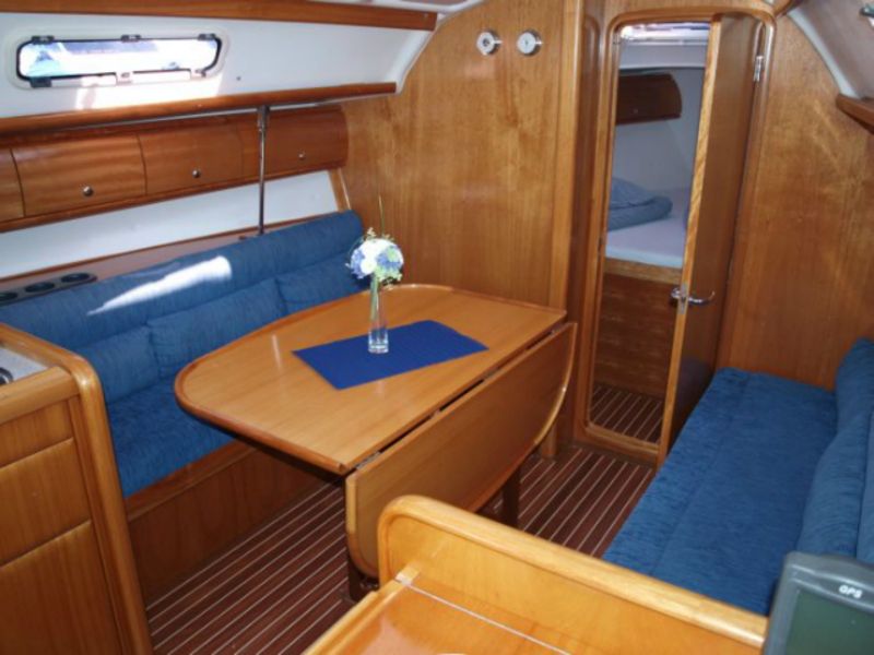 Bavaria 32