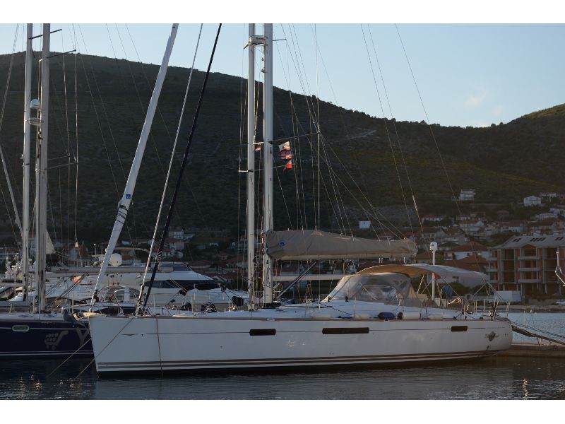 Jeanneau 57