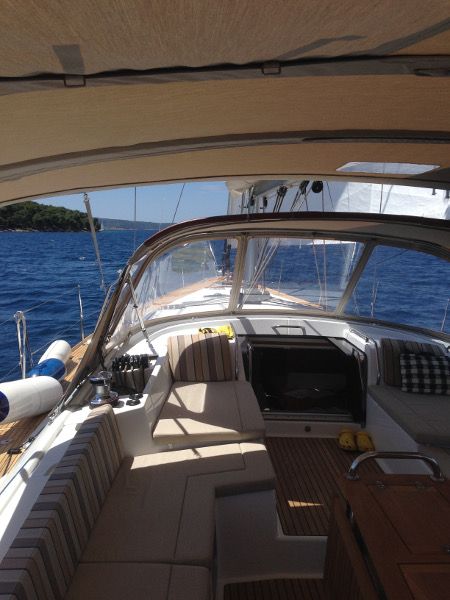 Jeanneau 57