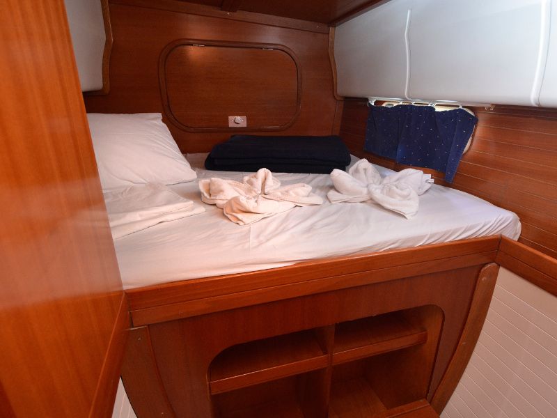 Sun Odyssey 32i