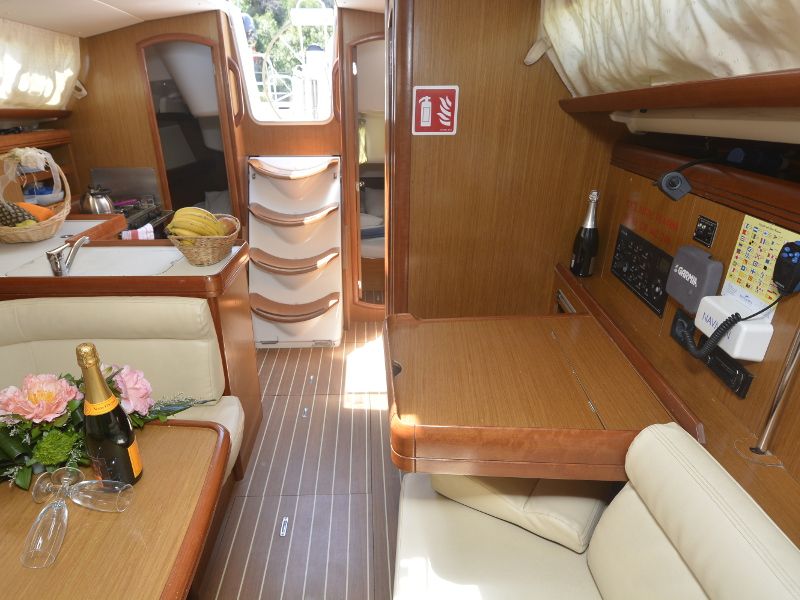 Sun Odyssey 36i