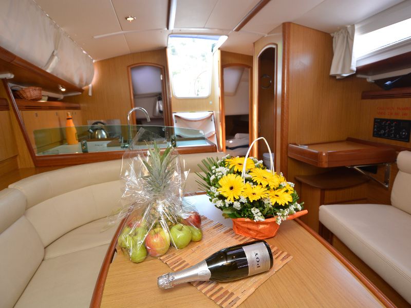 Sun Odyssey 39i