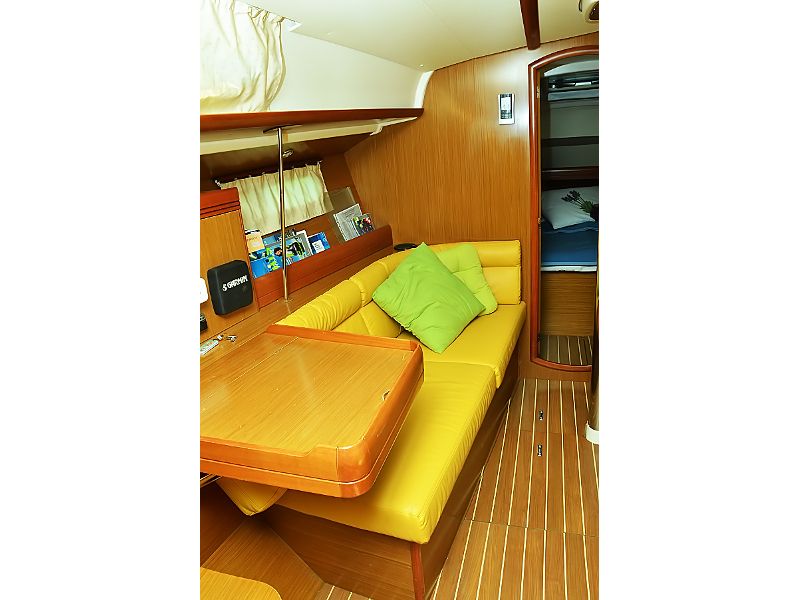 Sun Odyssey 39i