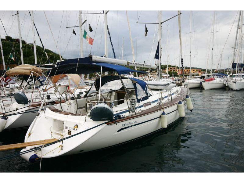 Bavaria 44