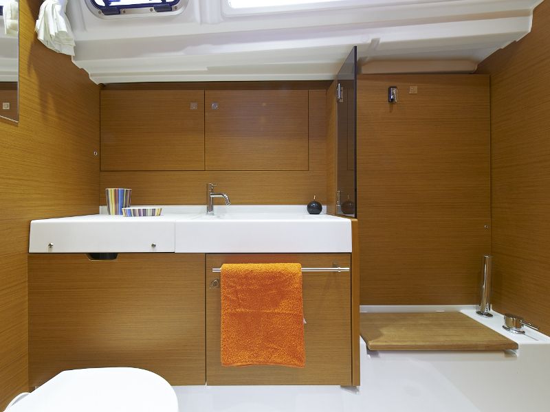 Sun Odyssey 479