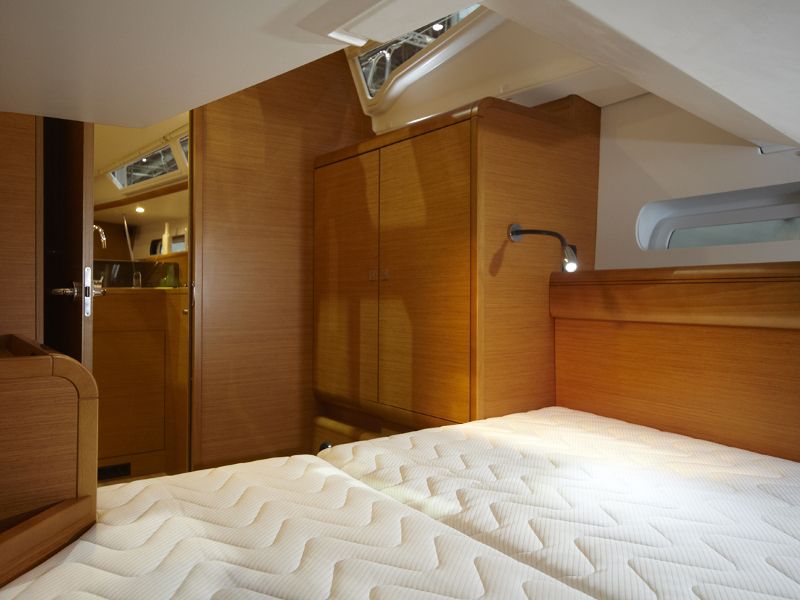 Sun Odyssey 439