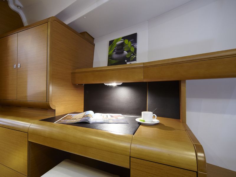 Sun Odyssey 439