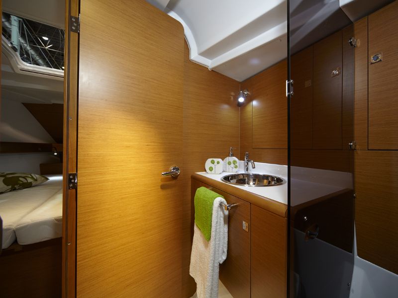 Sun Odyssey 439