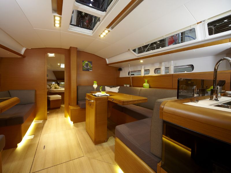 Sun Odyssey 439