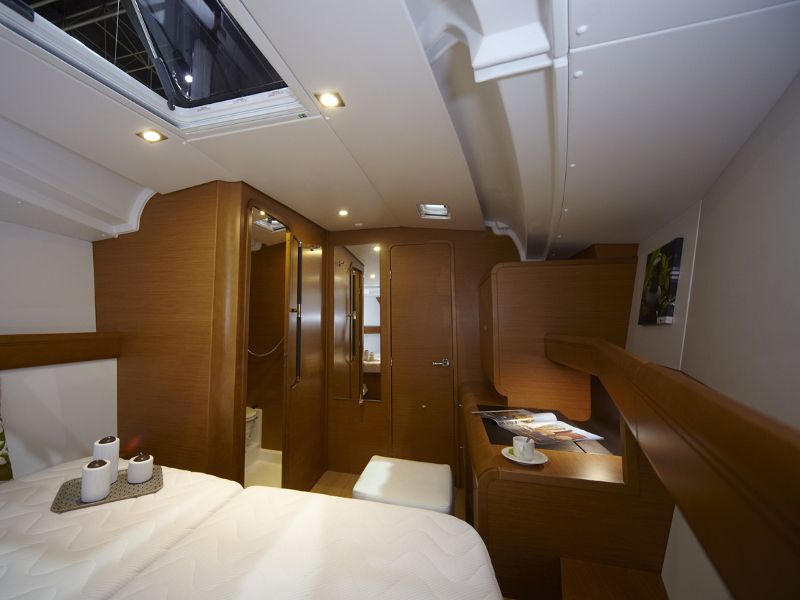 Sun Odyssey 439