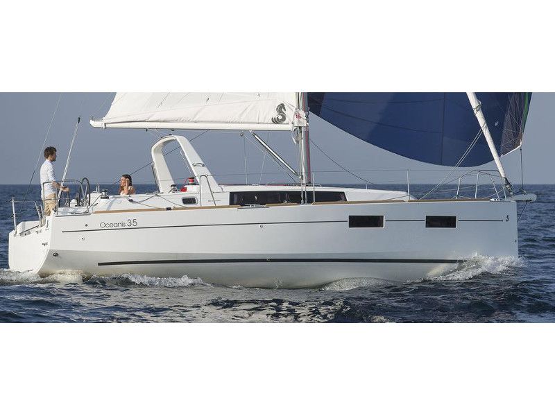 Oceanis 35