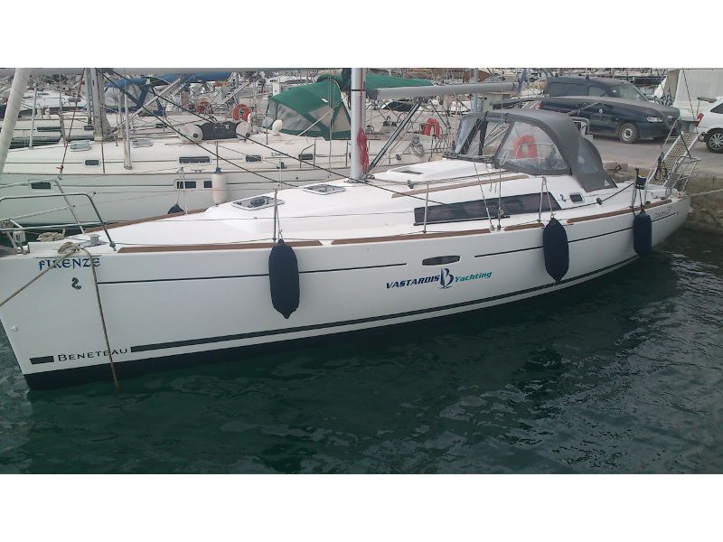Oceanis 37