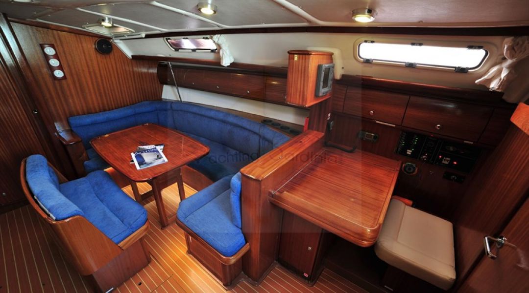 Bavaria 38